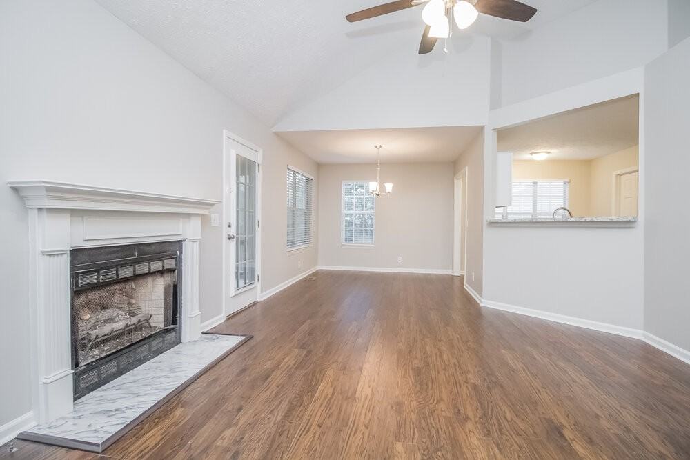 3540 Calais Cir - Photo 5 of 17