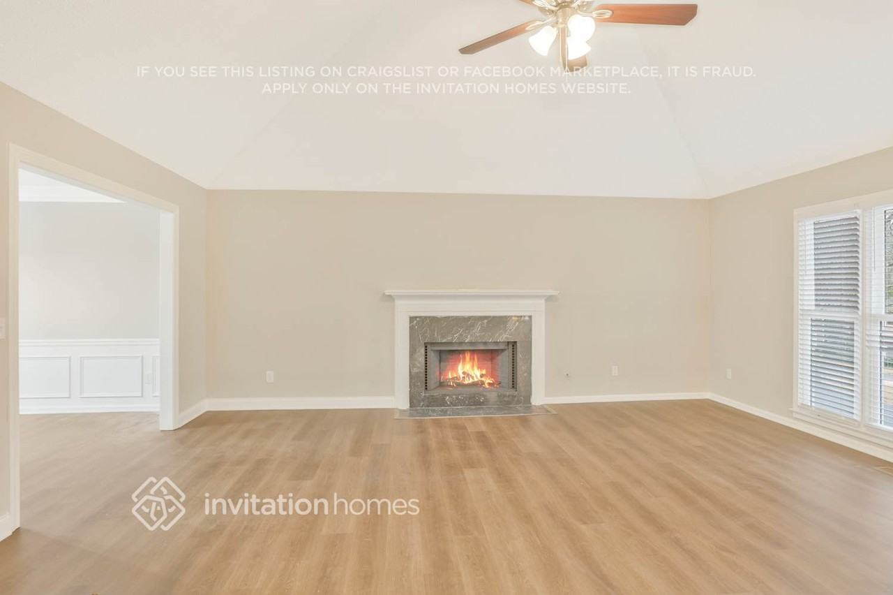 307 Clubhouse Ct Nw - Photo 4 of 29