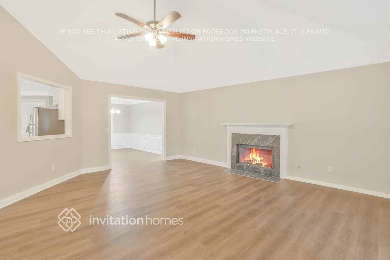 307 Clubhouse Ct Nw - Photo 7 of 29