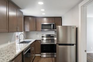 87 Pine St - Photo 1 of 1