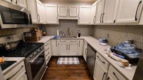 1327 E Monroe St - Photo 1 of 1