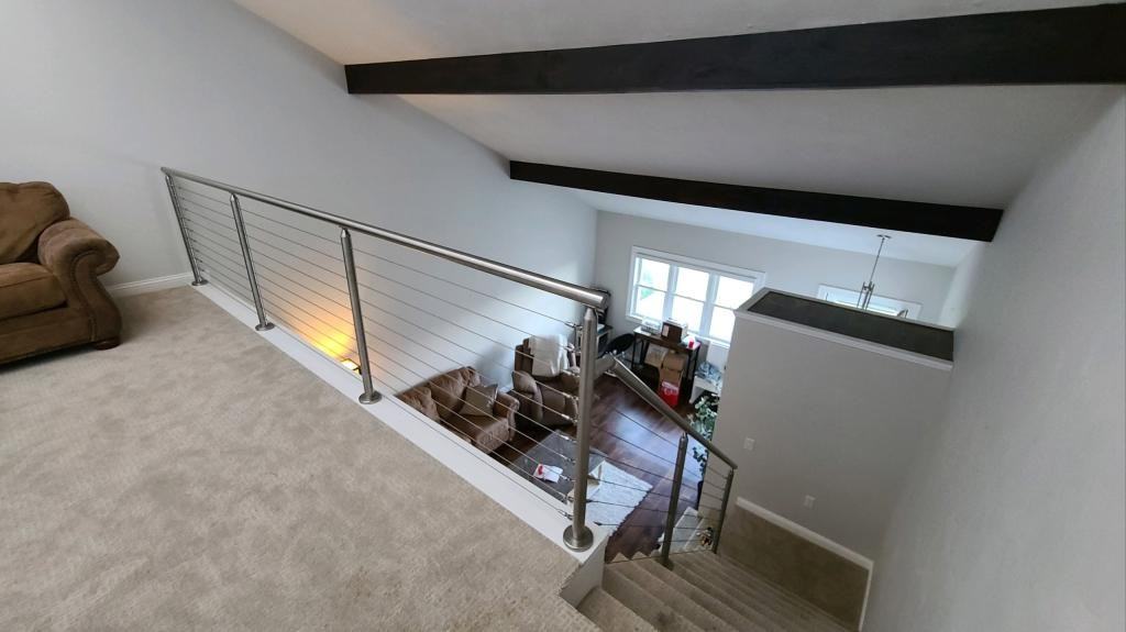 1327 E Monroe St - Photo 3 of 4