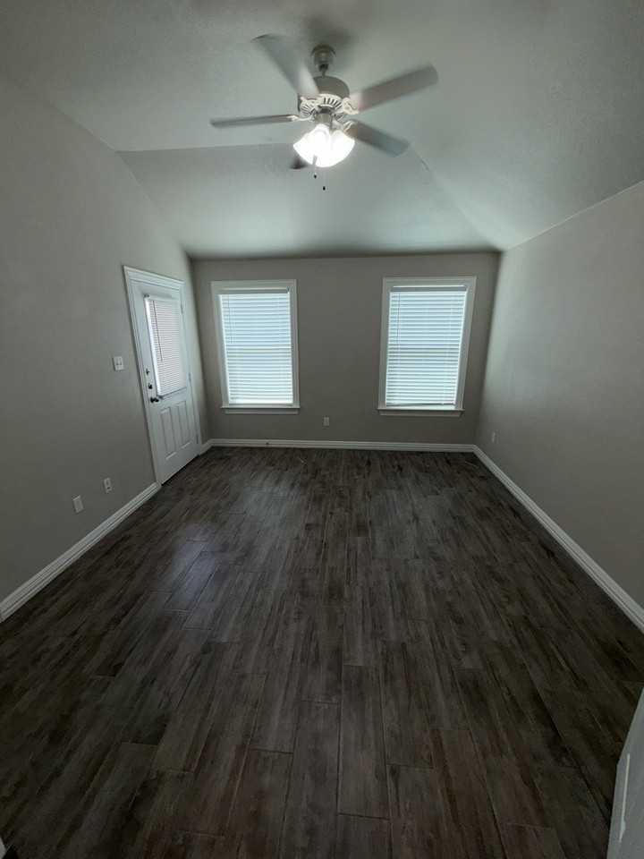 3312 Bordon Drive - Photo 7 of 10