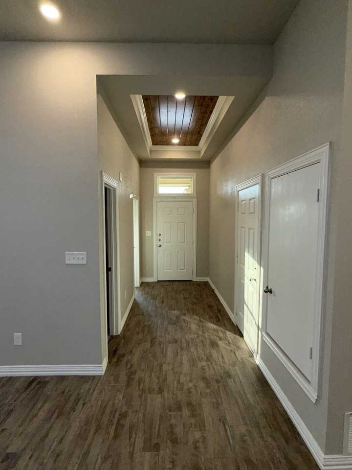 3510 Fenway Circle - Photo 4 of 18