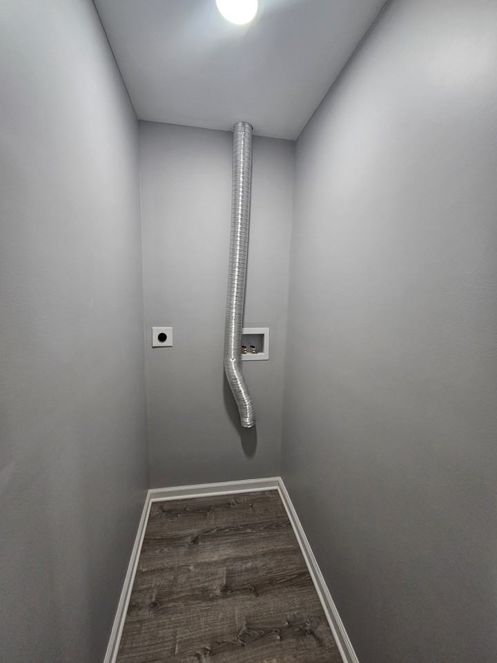 113A W Blaine St #1 - Photo 3 of 11