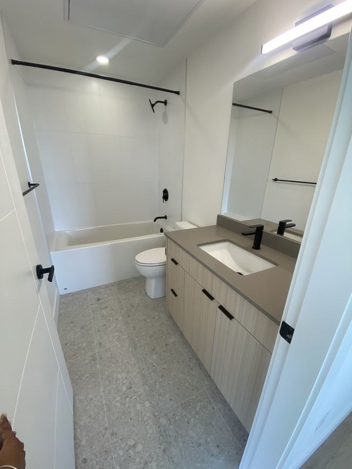 13455 94A Avenue - Photo 5 of 6