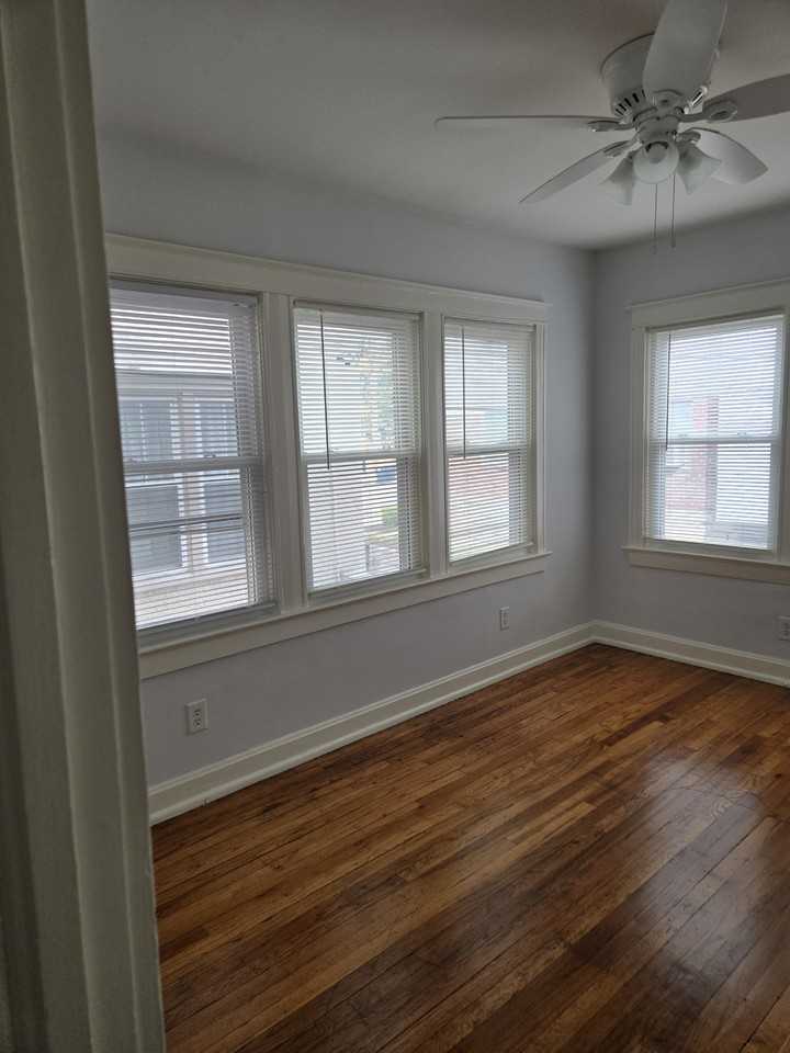 5103 Wyandotte St #1N - Photo 2 of 18
