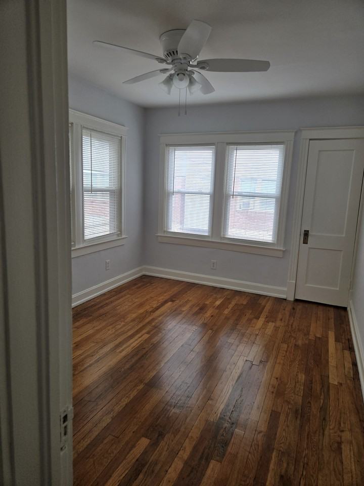5103 Wyandotte St #1N - Photo 3 of 18