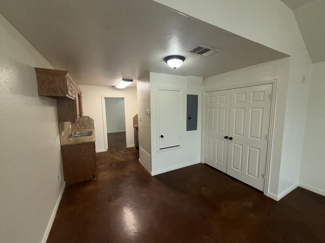 606 South 26th Street #A - Photo 3 of 4
