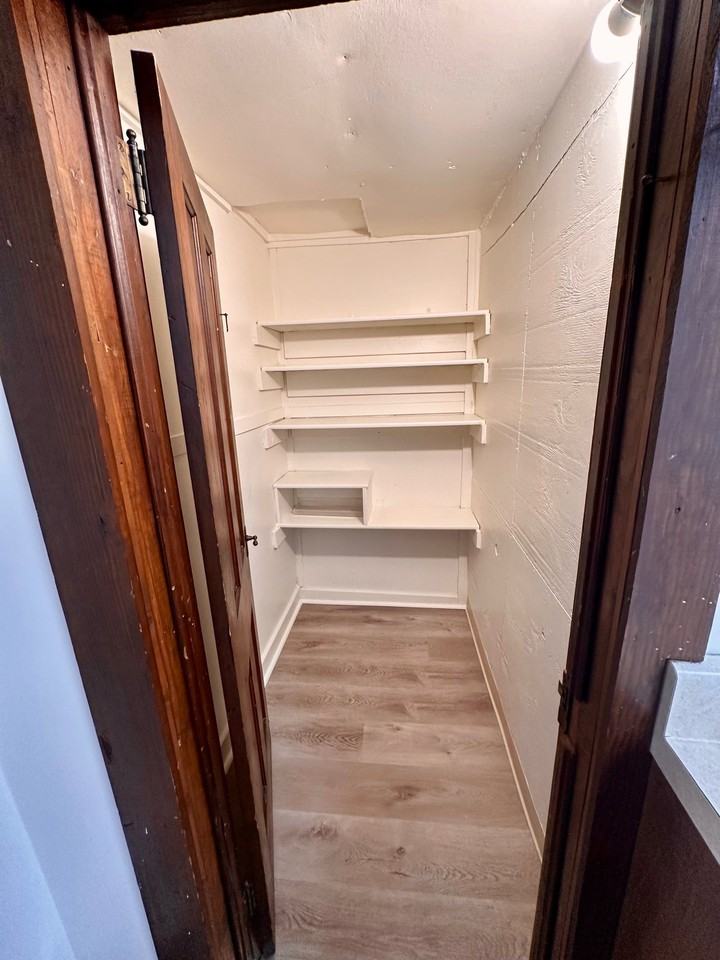 121 N Jefferson St #125 - Photo 7 of 14