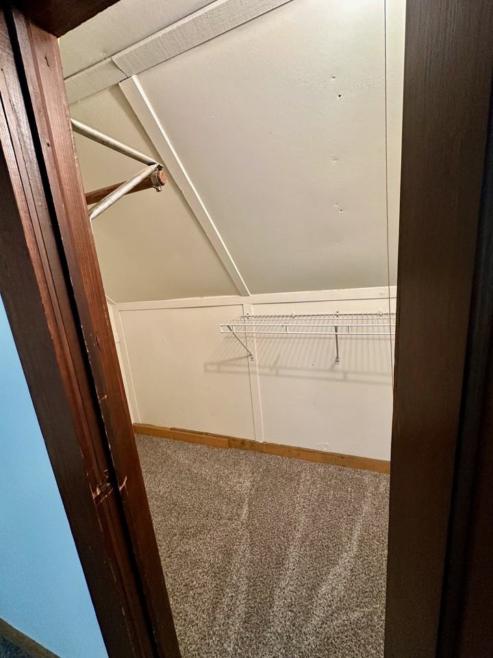 121 N Jefferson St #125 - Photo 6 of 14