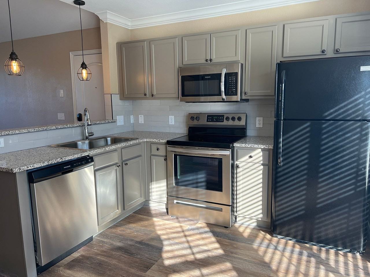 Arroyo FourPlex - Photo 2 of 13