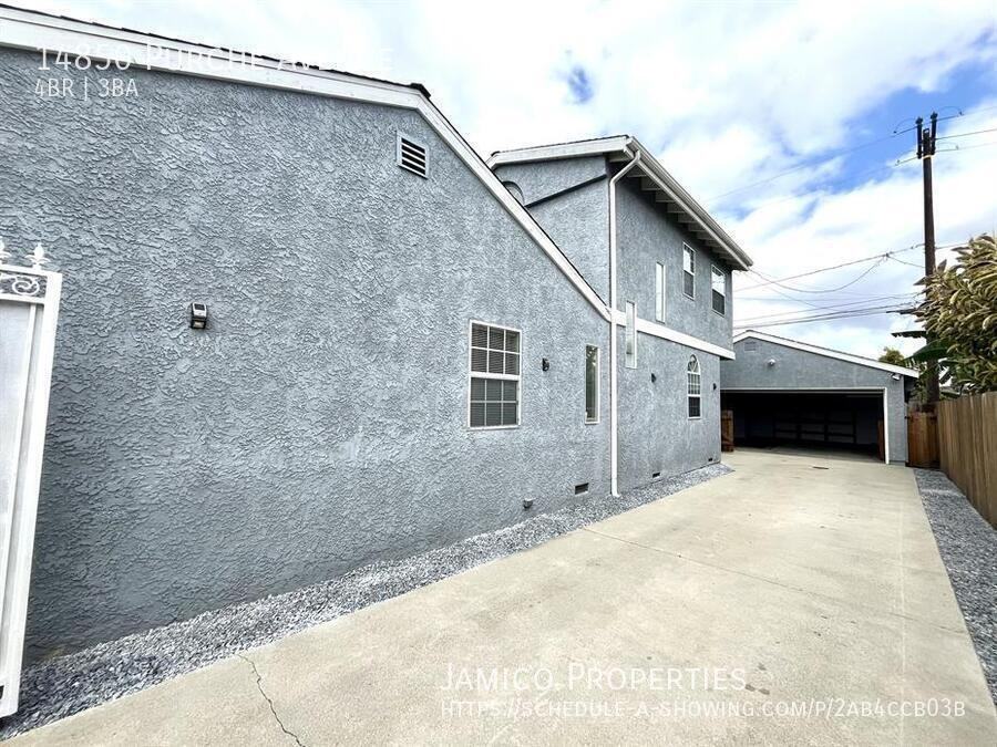 14850 Purche Ave - Photo 4 of 37