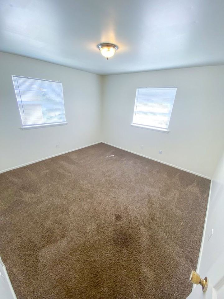 Deer Creek Apartments - Photo 4 of 23