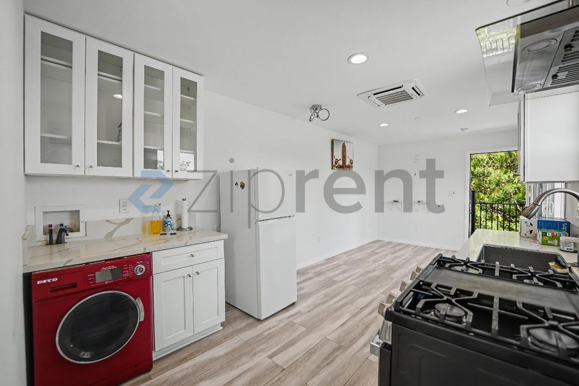 25710 1/2 Belle Porte Ave - Photo 5 of 14