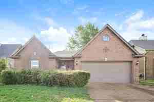 featured image of 430 N Ericson Rd