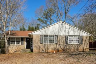 558 Wavelyn Way - Photo 1 of 1