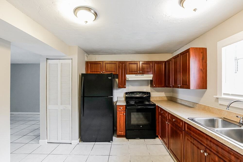 2418 Sw 6th Ct - Photo 7 of 16