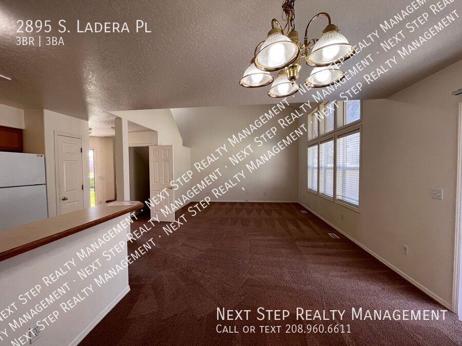 2895 S Ladera Pl - Photo 3 of 16