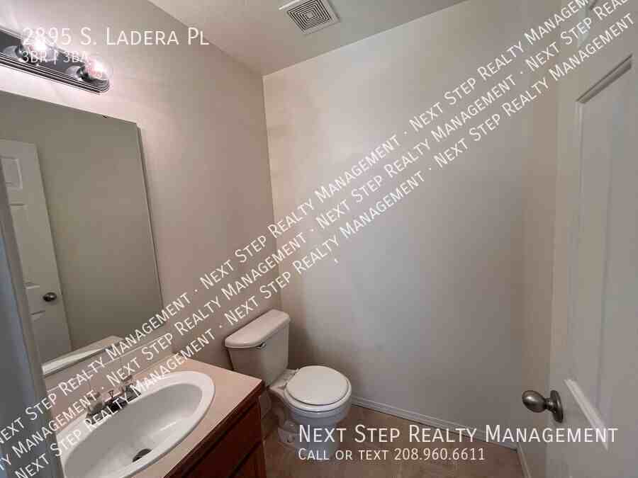 2895 S Ladera Pl - Photo 4 of 16