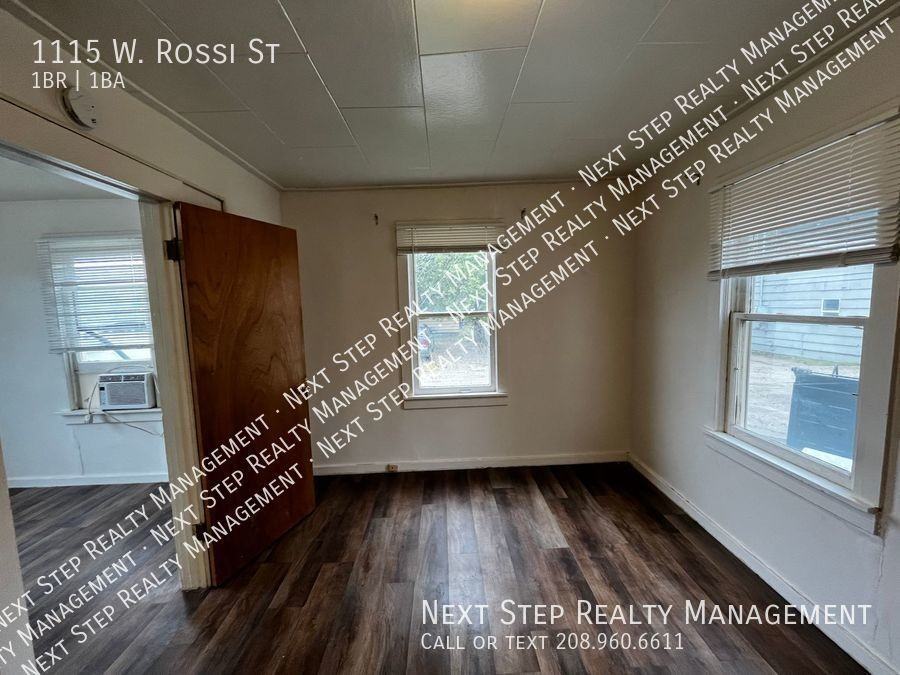 1115 W Rossi St - Photo 7 of 8