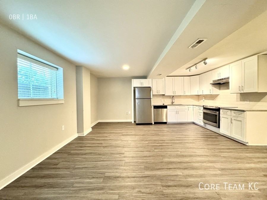 209 Emanuel Cleaver Ii Blvd #110B - Photo 3 of 18