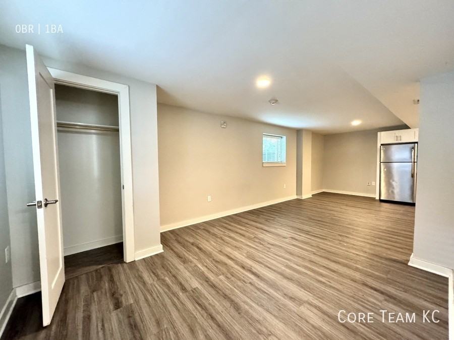 209 Emanuel Cleaver Ii Blvd #110B - Photo 4 of 18