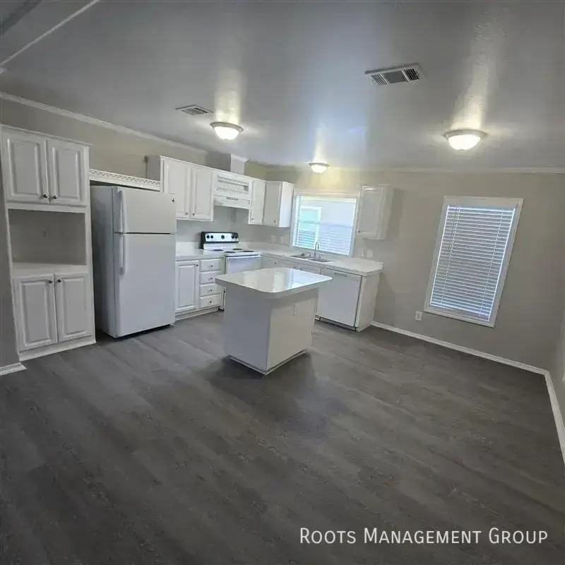 15858 Clarke Springs Dr #15858C - Photo 3 of 19