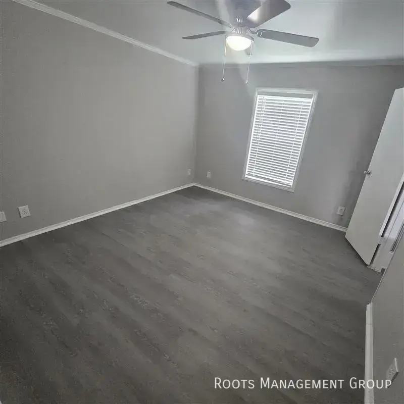 15858 Clarke Springs Dr #15858C - Photo 5 of 19