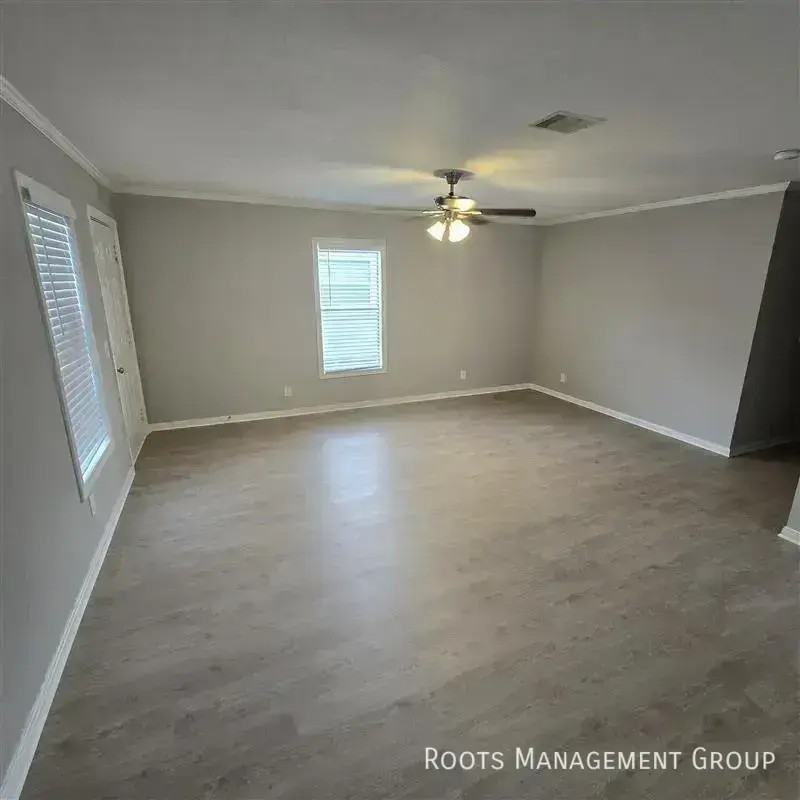15871 Clarke Springs Dr #15871C - Photo 4 of 20