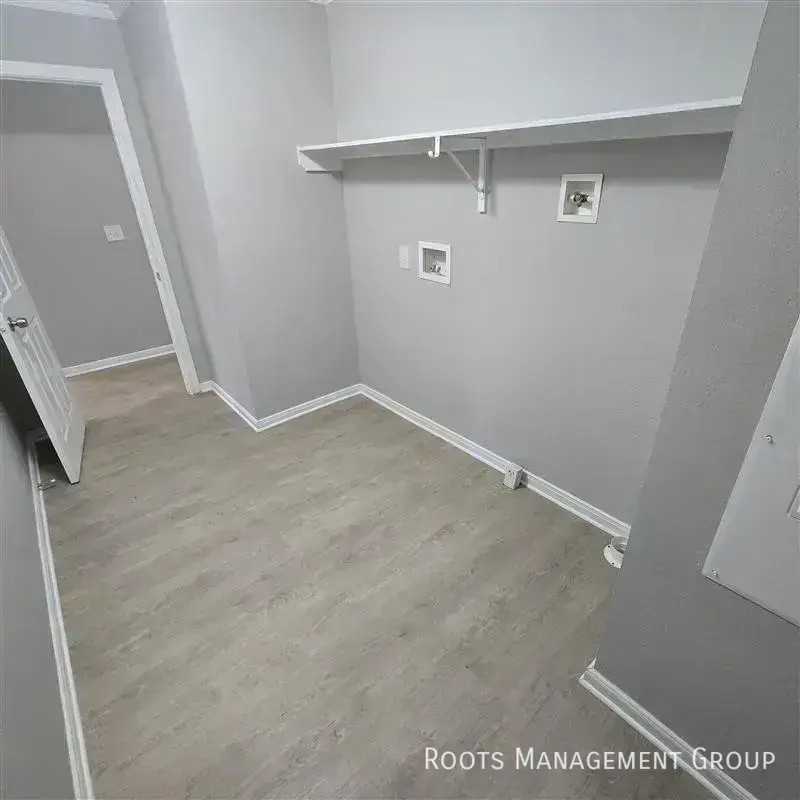 15871 Clarke Springs Dr #15871C - Photo 5 of 20