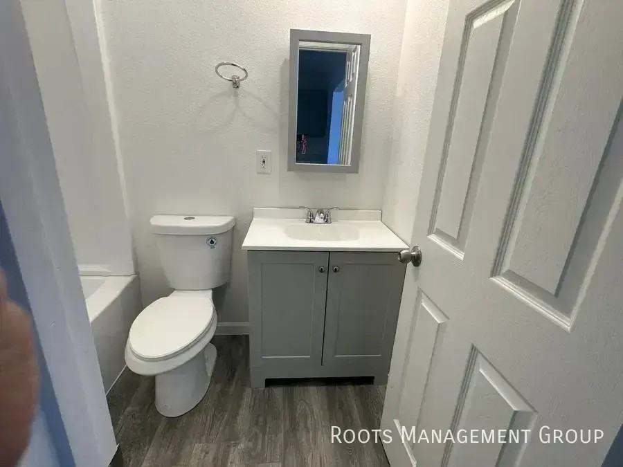 1707 E Apache Blvd #A6 - Photo 3 of 6
