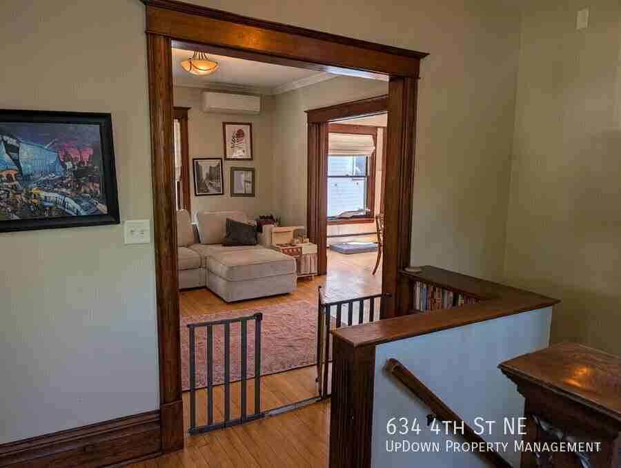 634 4th St Ne - Photo 5 of 24