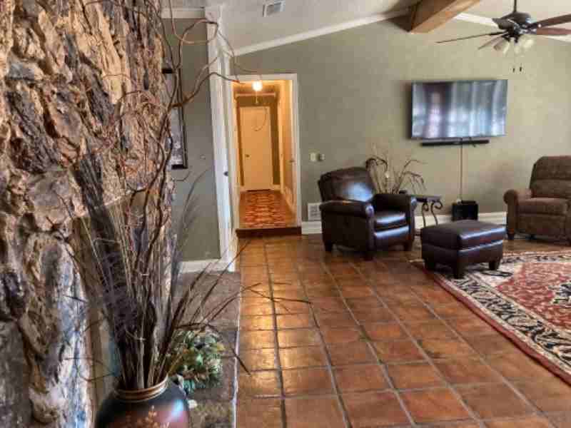 2628 Kimberly Ct - Photo 4 of 24