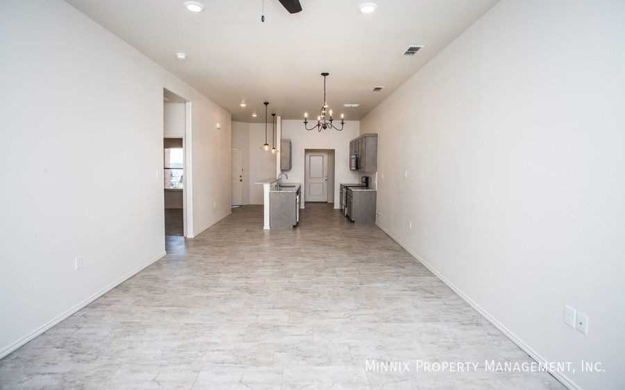 1106 N 7th St - Photo 6 of 32
