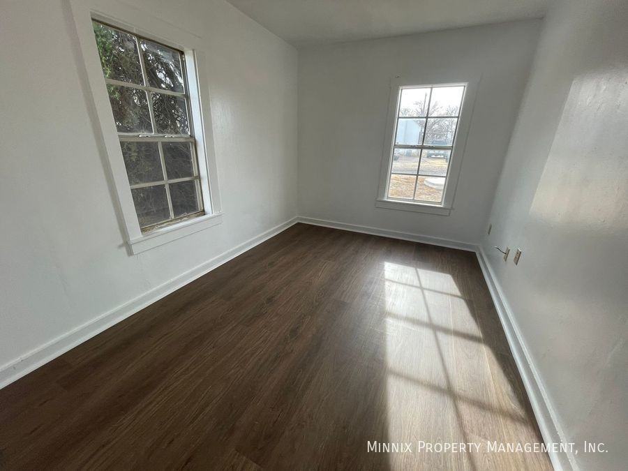 102 N 11th St #A - Photo 5 of 15