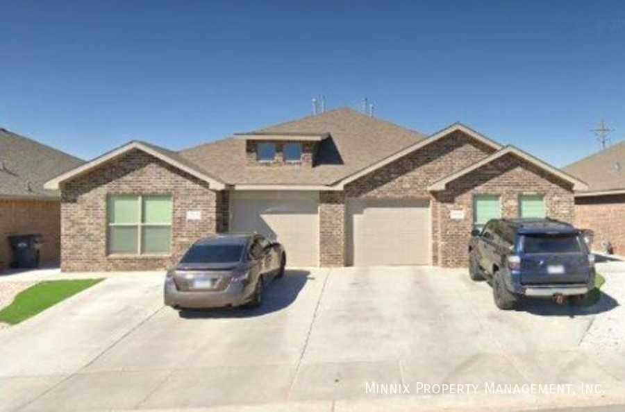 2102 N Avenue L #A - Photo 4 of 14