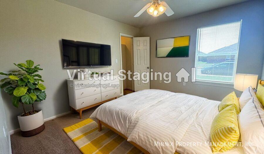 912 N Bangor Ave #A - Photo 2 of 34