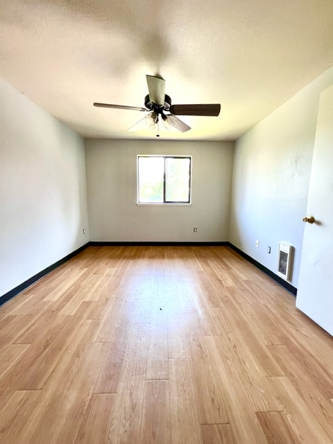 3322 Lombard Ave - Photo 7 of 7