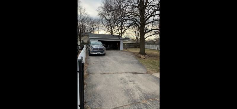 661 S Park Ave - Photo 5 of 9