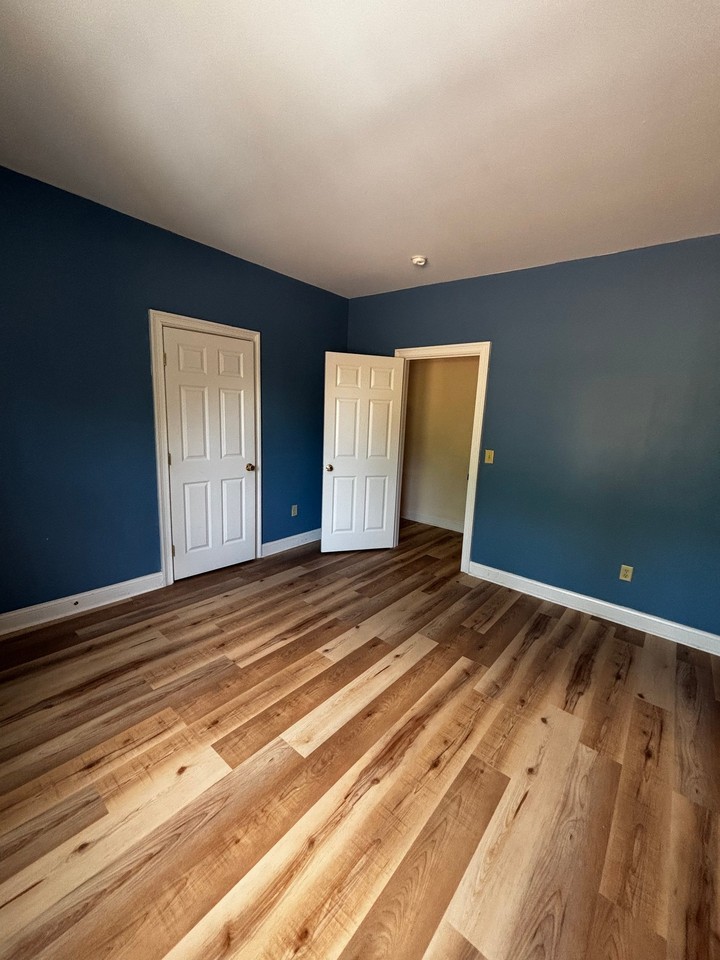 29B Edgewood St #2ndFL - Photo 4 of 15