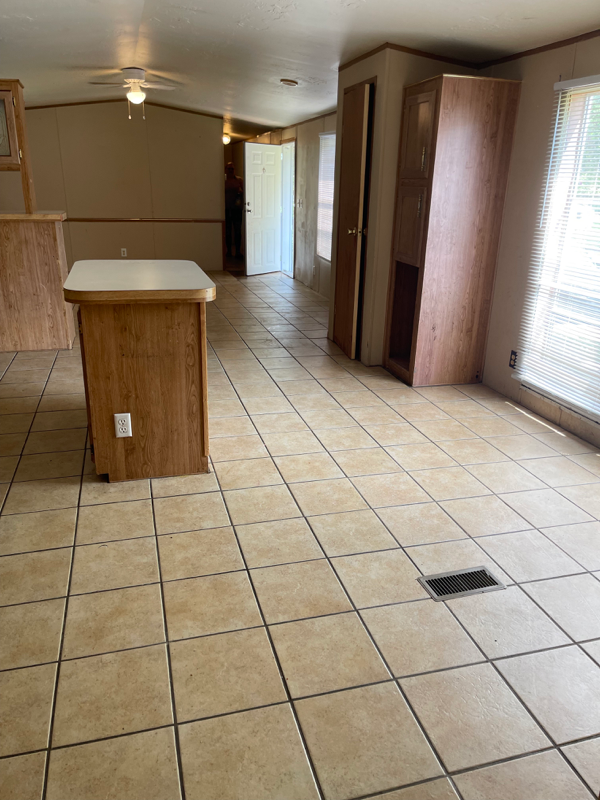 2734 Middle Leesville Rd - Photo 5 of 16