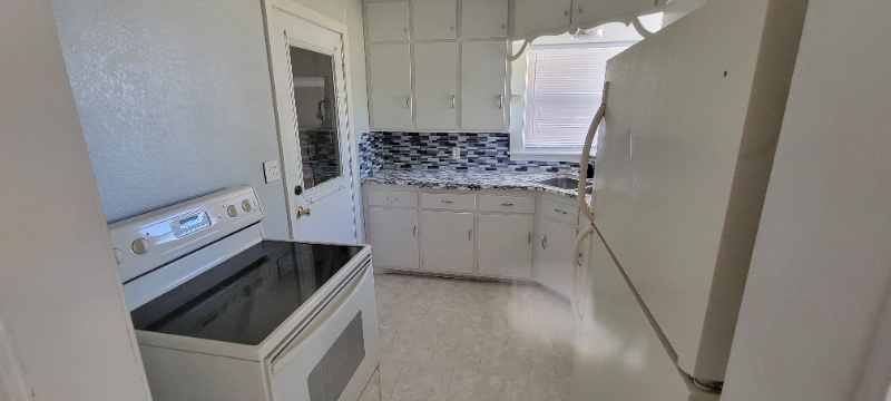 2314 W Maple Ave #1 - Photo 6 of 24