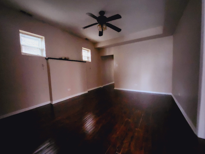 7018 S Sangamon St #3 - Photo 4 of 16