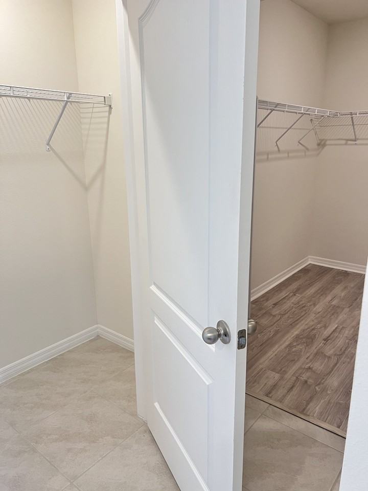 397 Corso Loop - Photo 4 of 34