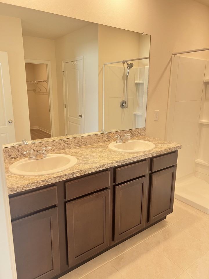397 Corso Loop - Photo 5 of 34