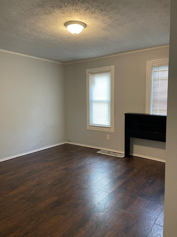 1222 Greenwich St - Photo 2 of 21
