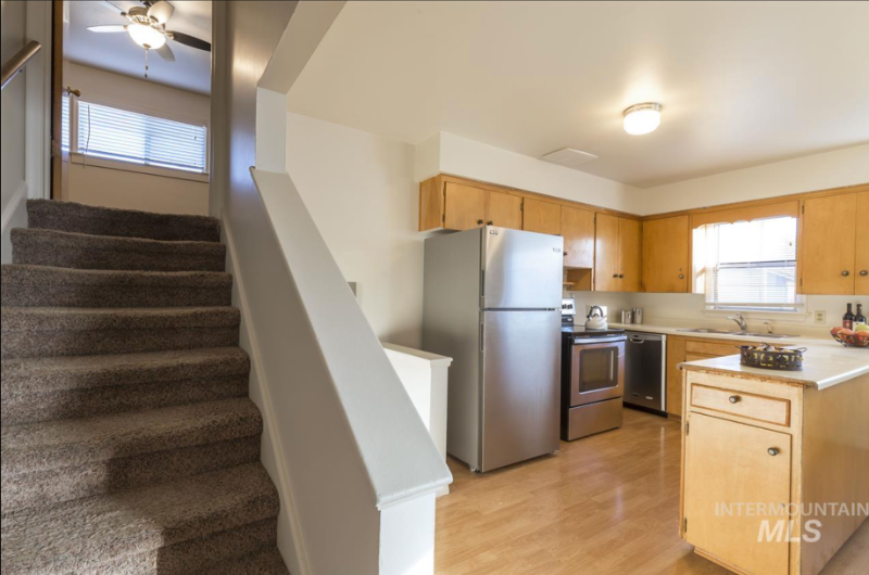 4316 W Albion St #1 - Photo 4 of 14