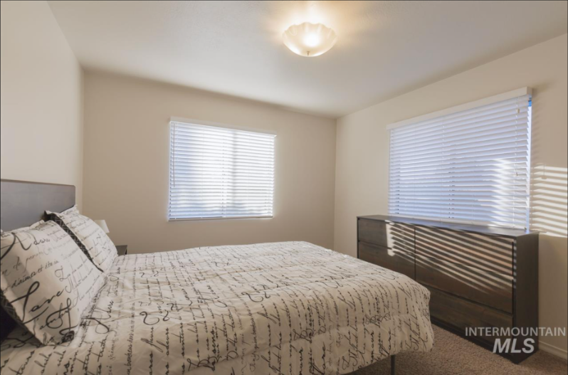 4316 W Albion St #1 - Photo 5 of 14