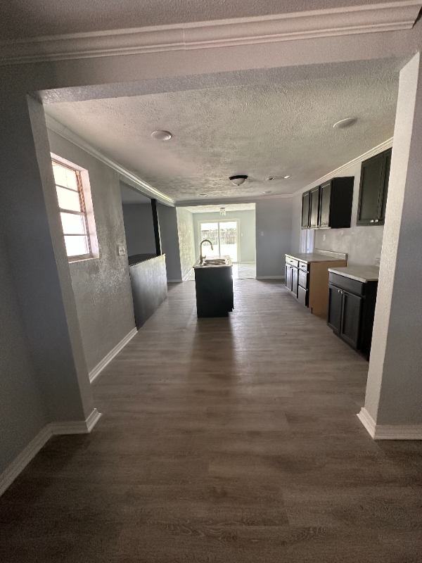 222 E 38th St - Photo 3 of 20